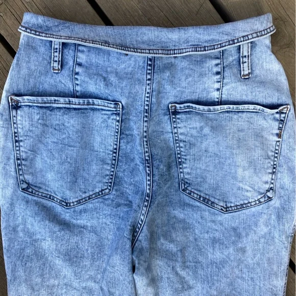 Jeans EXPRESS Retro SUPER HIGH WAIST TAPERED LEG Acid Wash Blue Vintage Size 10 - Picture 10 of 11